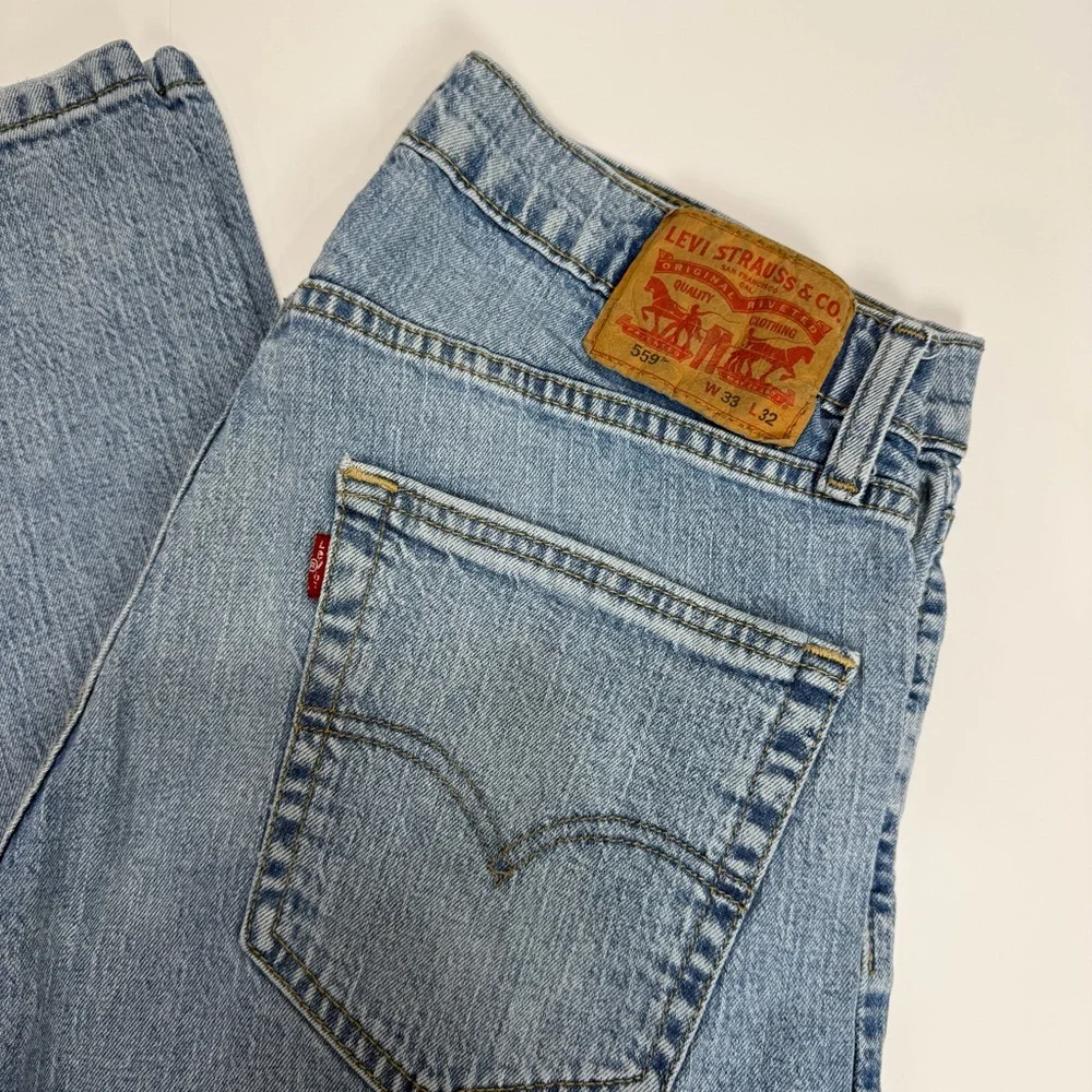 Levi's Men's Light Blue Classic Straight Jeans 559 33x32